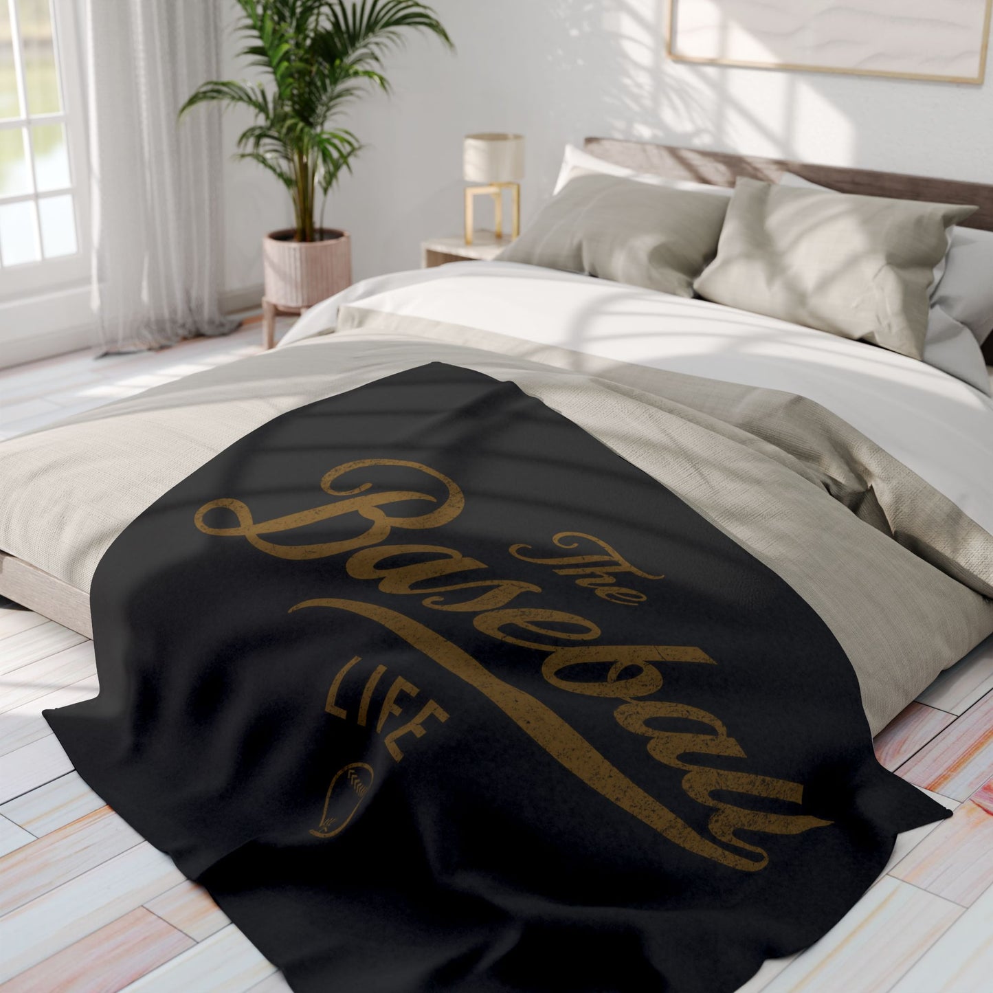 Fleece Blanket_Black w Old Gold Print