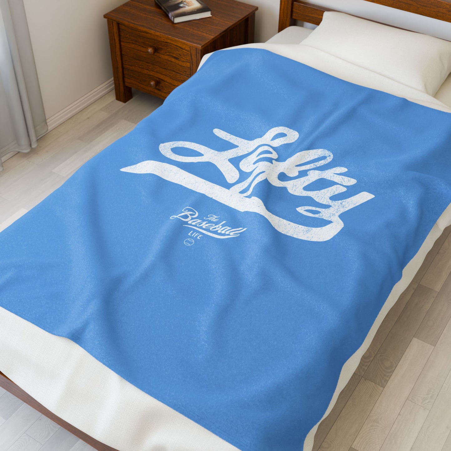 Velveteen Plush Blanket_Lefty_Carolina Blue