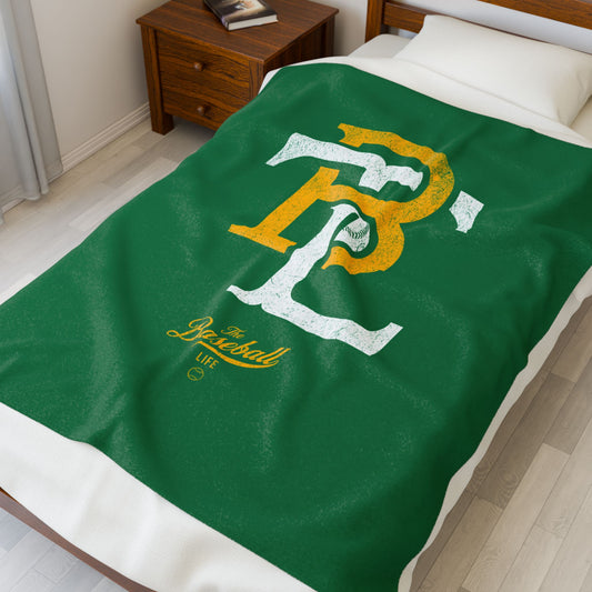 Velveteen Plush Blanket_The Baseball Life Retro Insignia_Green