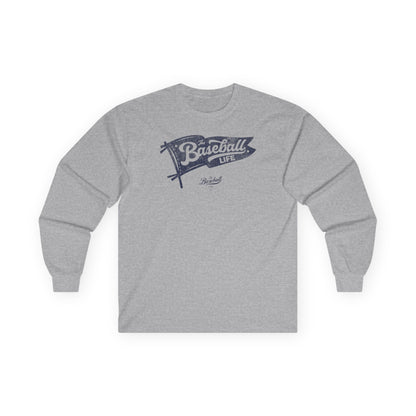 Classic Pennant_Navy Print Long-Sleeve