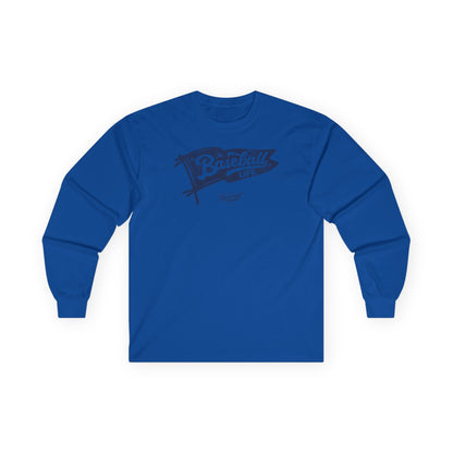 Classic Pennant_Navy Print Long-Sleeve